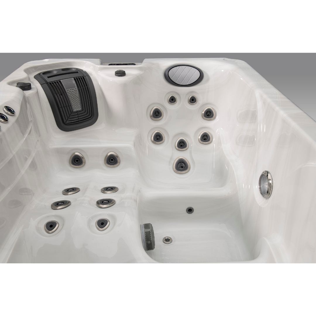 H157L – Harmonic Hot Tubs